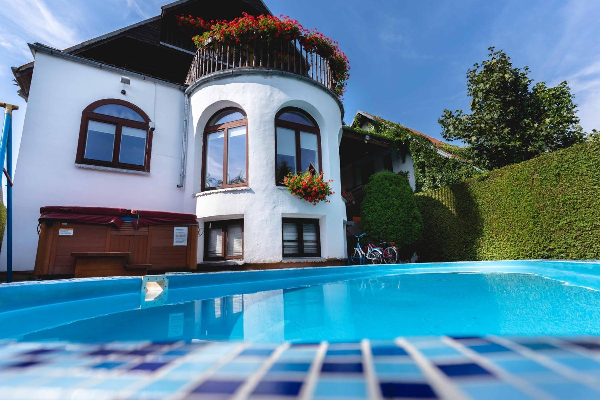 Po Kastonu & Spa Palanga Dış mekan fotoğraf