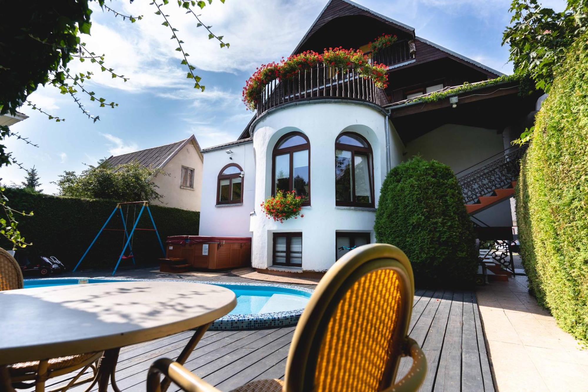Po Kastonu & Spa Palanga Dış mekan fotoğraf